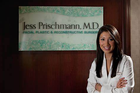 Jess prischmann md  View Directions