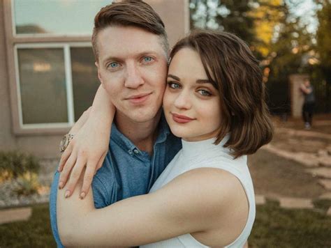 Joey king and steven piet age difference  Joey King and Steven Piet's wedding festivities over the weekend featured plenty of glamorous touches — from the bride's four wedding outfits to their reception inside a 17th-century fortress