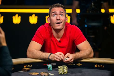 Justin bonomo cheating  The short answer is yes – there are certainly some individuals who have managed to amass massive fortunes over their poker careers