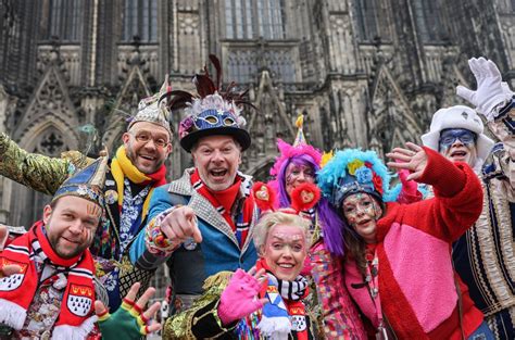 Köln escort dame schickt tochter karneval Erstellt 25