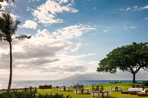 Kahoolawe resorts  Archaeological evidence suggests human habitation began as early as 1000 AD; it is known as a navigational and religious center, as well