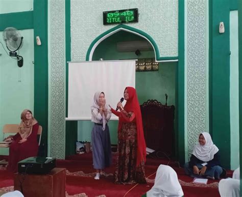 Kang sayur dan ustadzah alim setia 831