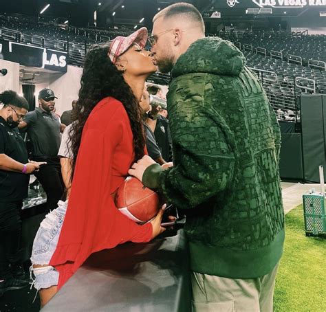 Kayla nicole travis kelce net worth However, they broke up a year later after which Travis started dating Kayla Nicole, a social media influencer