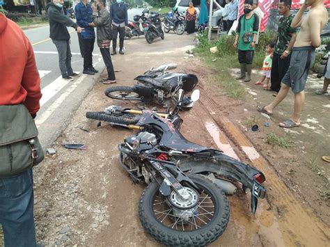 Kecelakaan di janti mojoagung hari ini COM, SEMARANG - Bus Murni Jaya
