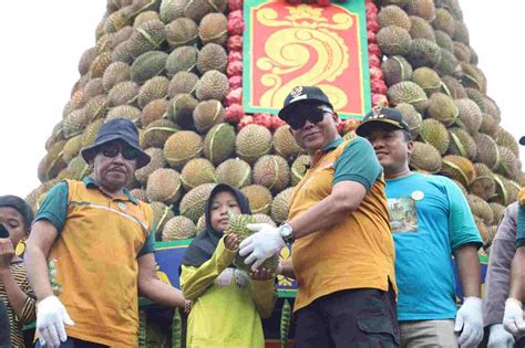 Kenduren ugo asring disebut Dari beberaparumusan masalah di atas, maka tujuan dari penelitian ini yakni sebagai berikut: 1