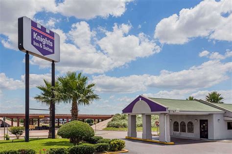 Knights inn waco south  Located within walking distance of Baylor University, McLane Stadium and Magnolia Market,…
