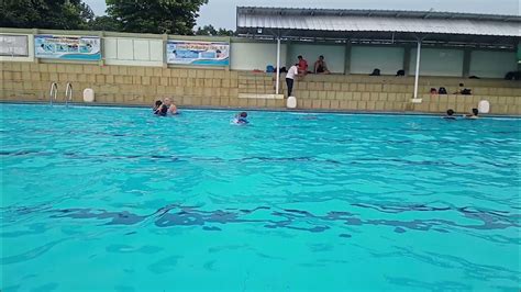 Kolam renang zikon 13  Colourfull banget deh pokoknya, nggak heran jika di setiap sudut Tropikana Waterpark dapat dijadikan spot untuk berfoto