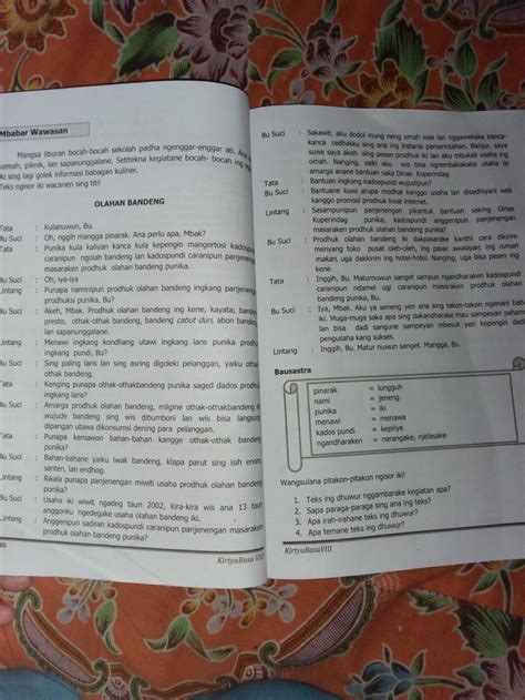 Krama lugu menehi "Bahasa Jawa memiliki jenis-jenis bahasa yang dibedakan berdasarkan siapa yang menggunakannya, yaitu basa ngoko dan basa krama