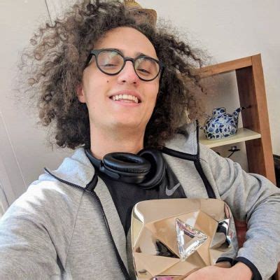 Kwebbelkop wiki  Jordi Van Den Bussche is his real name