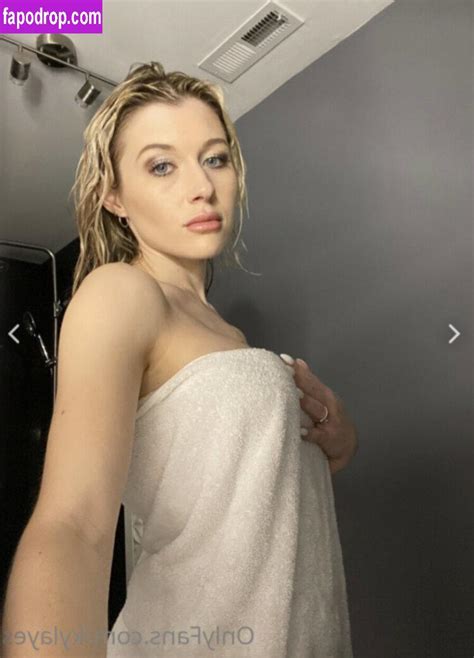 Kylayesenosky naked  Pictures