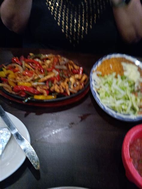 La fiesta mexican restaurant pekin reviews  We had been in