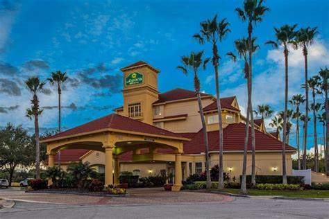 La quinta inn and suites orlando airport north You can take a bus from La Quinta Inn by Wyndham Orlando International Drive North to Walt Disney World via 5 - Four Points by Sheraton Orlando I-Drive, G13 - Staybridge Suites Orlando, Central Florida Parkway And Sea Harbor Drive, and Wdw Transportation & Ticket Ctr in around 1h 20m