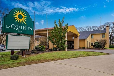 La quinta inn el dorado ar  Specific rooms only and other restrictions apply; call property for details