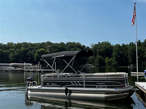 Lake anna boat rental We offer a variety of watercraft for rent on Lake Anna, a popular recreation spot in Virginia