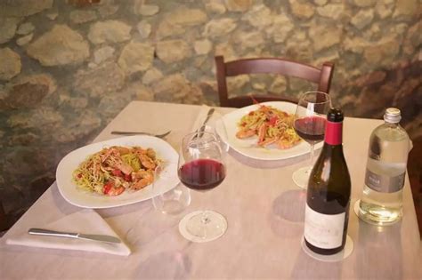 Lake como romantic restaurants  Here’s our guide to the best things to do in Lake Como for couples any time of year