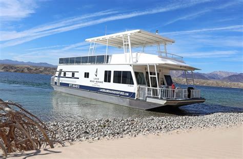 Lake mohave houseboat rental Living in a Houseboat at Lake Havasu: City Golf Course and Year Long Boating