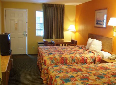 Lakeside inn guntersville alabama  $70 /night