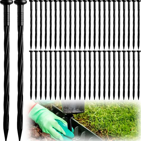 Landscaping edging stakes Durable plastic garden stakes for both residential and landscape edge banding, 30 pieces of 8-inch garden edging stakes are enough to meet your needs