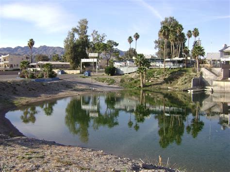 Laughlin watercraft rentals  Full view