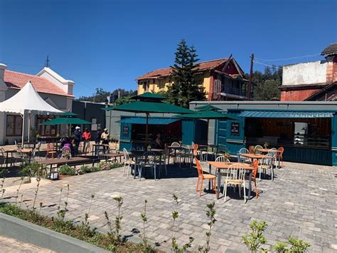 Le cafe ooty  ₹ 5,499