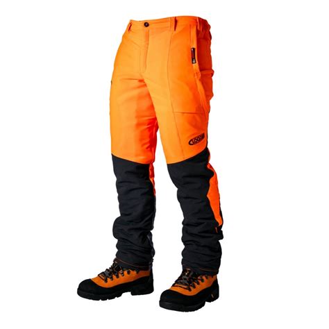 Lightweight chainsaw trousers  The outer fabric and lining are made from 100% polyester