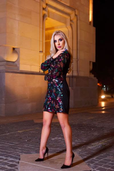 Limburg escort I am exclusive independent escort and courtesan, very sophisticated lady with a friendly attitude captivating personality, who also has a wild side and taste 