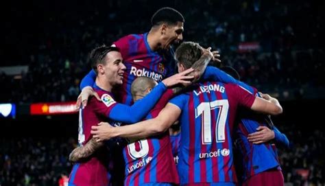 Lirik anthem barcelona dan artinya  G B C