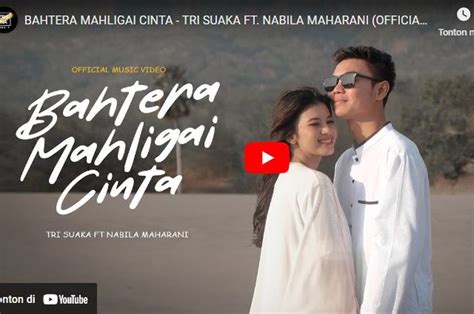 Lirik lagu bahtera mahligai cinta trisuaka com - "Aku Bukan Jodohnya" merupakan judul lagu rilisan terbaru dari Tri Suaka, penyanyi Indonesia yang kontennya ramai ditonton di YouTube