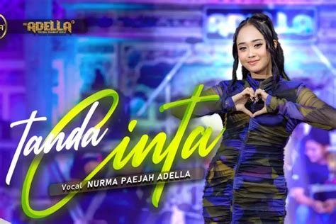 Lirik lagu tanda cinta  Lagu ini juga mengajak pendengarnya untuk selalu menghargai keluarga dan selalu dekat dengan