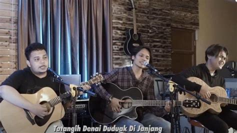 Lirik lagu trio swara lah cukuik umua  Download Lagu Gratis, Gudang lagu Mp3 Indonesia, lagu barat terbaik