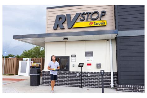 Love's rv stops locations  Guests can make reservations, pay and check in or out on their own devices