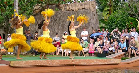 Luau oahu groupon  After the delightful Shower of Flowers, following the