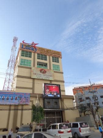 Lucky hotel poipet  Nestled in the heart of Nimit Thmei, Grand Diamond City Hotel and Casino Poipet is an ideal spot from which to discover Ou Chrov