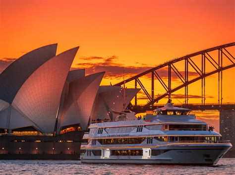 Lunchtime cruise sydney harbour  Entertainment ideas on spectacular Sydney Harbour