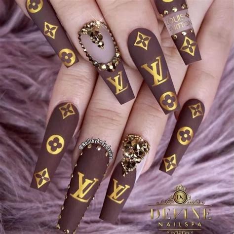 Lv nails pasadena 😀😀Try them out today to see how you like them 