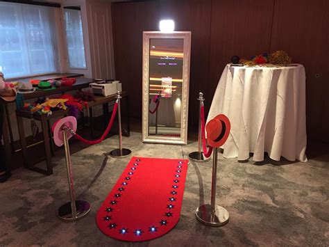 Magic mirror hire My Fun Photo Booth offers professional and award winning selfie pod, magic mirror and photo booth hire in and around the south east