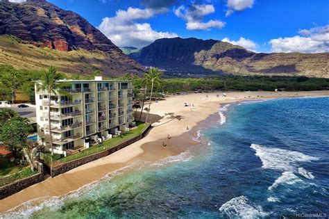 Makaha shores condominium  If you are looking for world famous sunrises and sunsets, vast expanses of white sand swimmable beach, outside of the tourist area for a