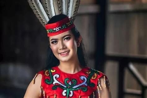 Makeup dayak karnaval  1