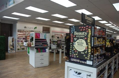 Makeup store 55448 ” read more