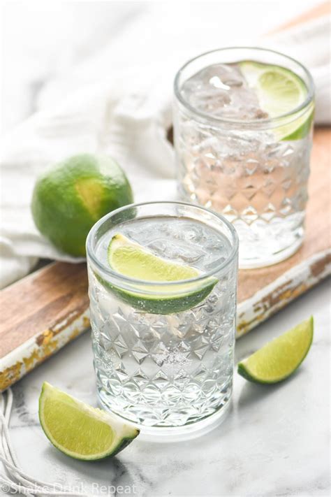 Malibu tonic recipe Many bartenders start making a G&T by pouring in the gin, piling on the ice, then adding the tonic