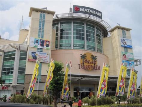 Mall taman palem angker  Central Park Jakarta