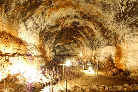 Mammoth cave shoshone idaho <q>m</q>