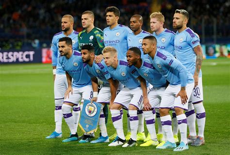 Mancity 888  BBC Sport football expert Chris Sutton has made his predictions for all 32 ties in the FA Cup third round and given his verdict on who
