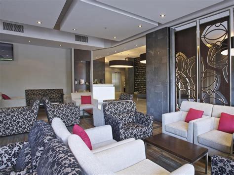 Mantra hindmarsh square reviews  Book Mantra Hindmarsh Square Adelaide, Adelaide on Tripadvisor: See 2,216 traveler reviews, 291 candid photos, and great deals for Mantra Hindmarsh Square Adelaide, ranked #22 of 72 hotels in Adelaide and rated 4 of 5 at Tripadvisor