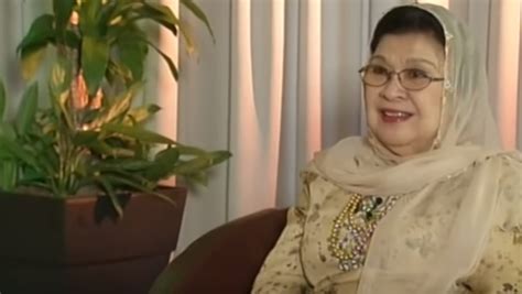 Maria menado children Liesbet Dotulong (born 2 February 1932), better known by her stage name Maria Menado, is a Malay actress and producer who is known for her contributions to Malaysian cinema in the 1950s and 1960s