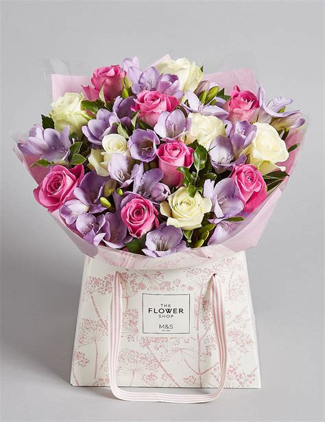Marks and spencers edible flowers  £30