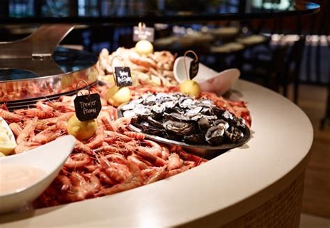 Marriott seafood buffet gold coast  From 12:00–3:00 pm, patrons can enjoy a seafood buffet packed with enough goodies to give Santa’s sleigh a run for its money