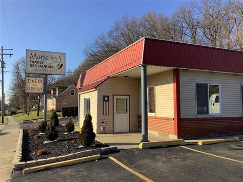 Marseilles il restaurants  Mrs T's