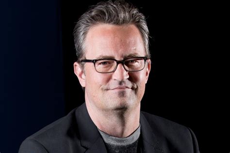 Matthew perry veneer Officials release more details about Matthew Perry’s death, but determining cause will take time