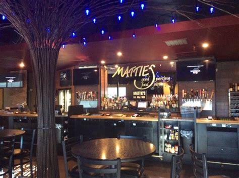 Matties elko nv  JR’s Bar & Grill
